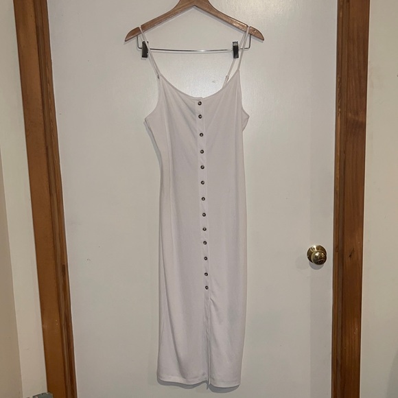 Forever 21 Dresses & Skirts - Large white forever 21 maxi dress